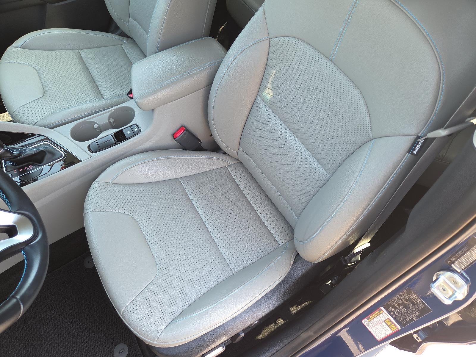 2022 Kia Niro Touring SE FWD
