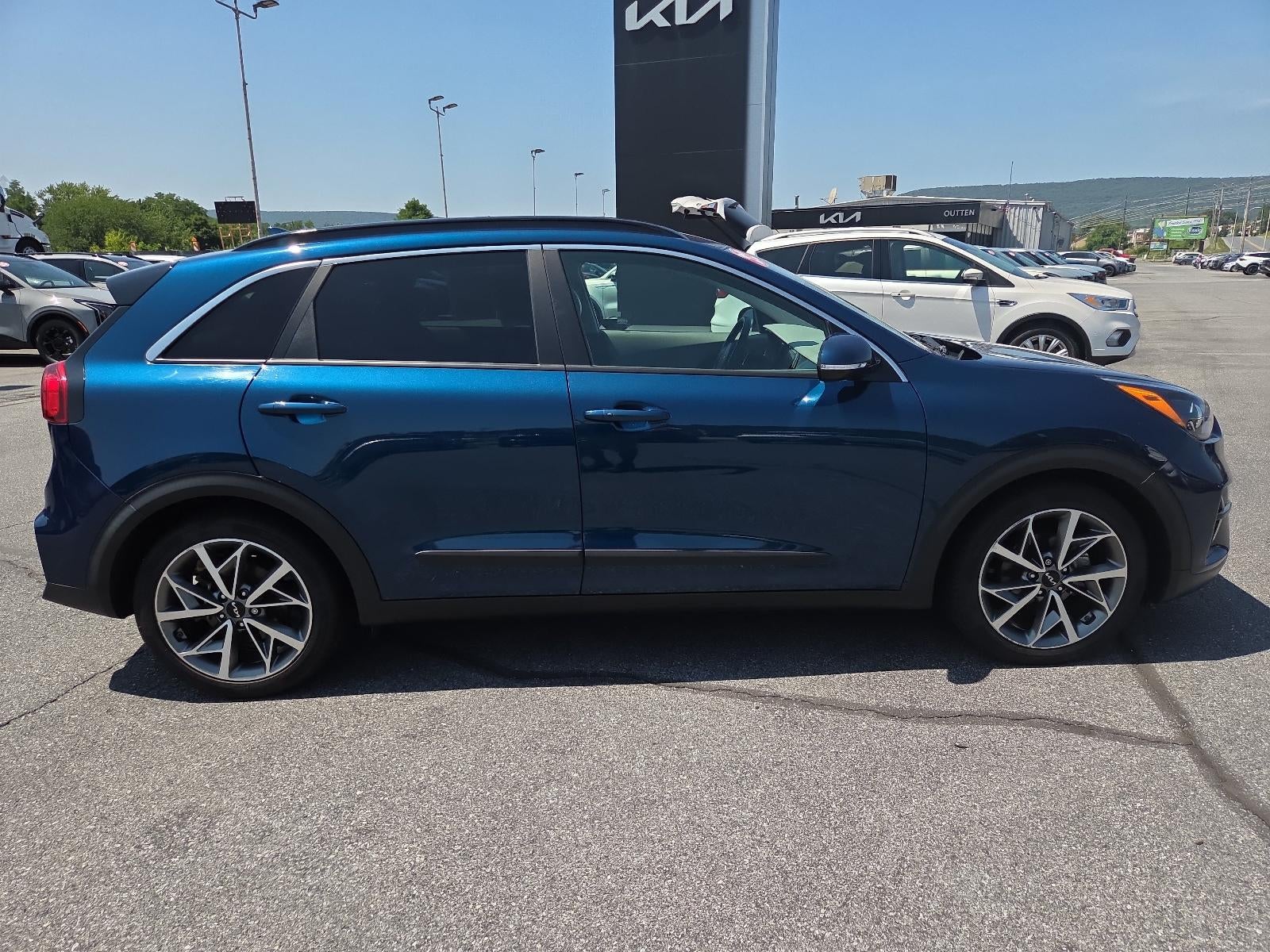 2022 Kia Niro Touring SE FWD