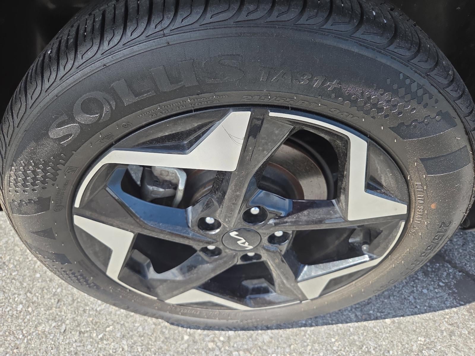 2024 Kia Seltos EX IVT AWD