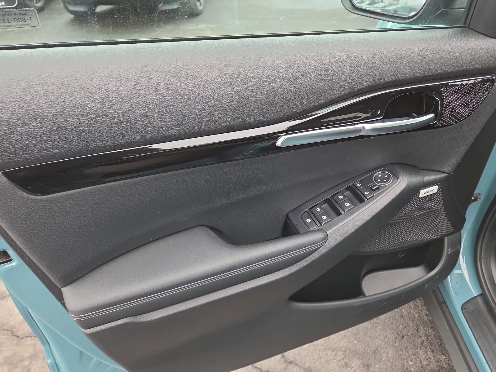 2025 Kia Seltos SX DCT AWD