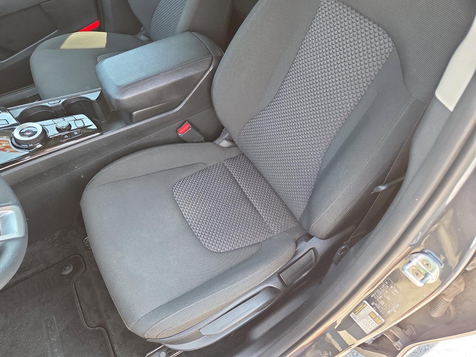 2023 Kia Sportage Hybrid LX AWD