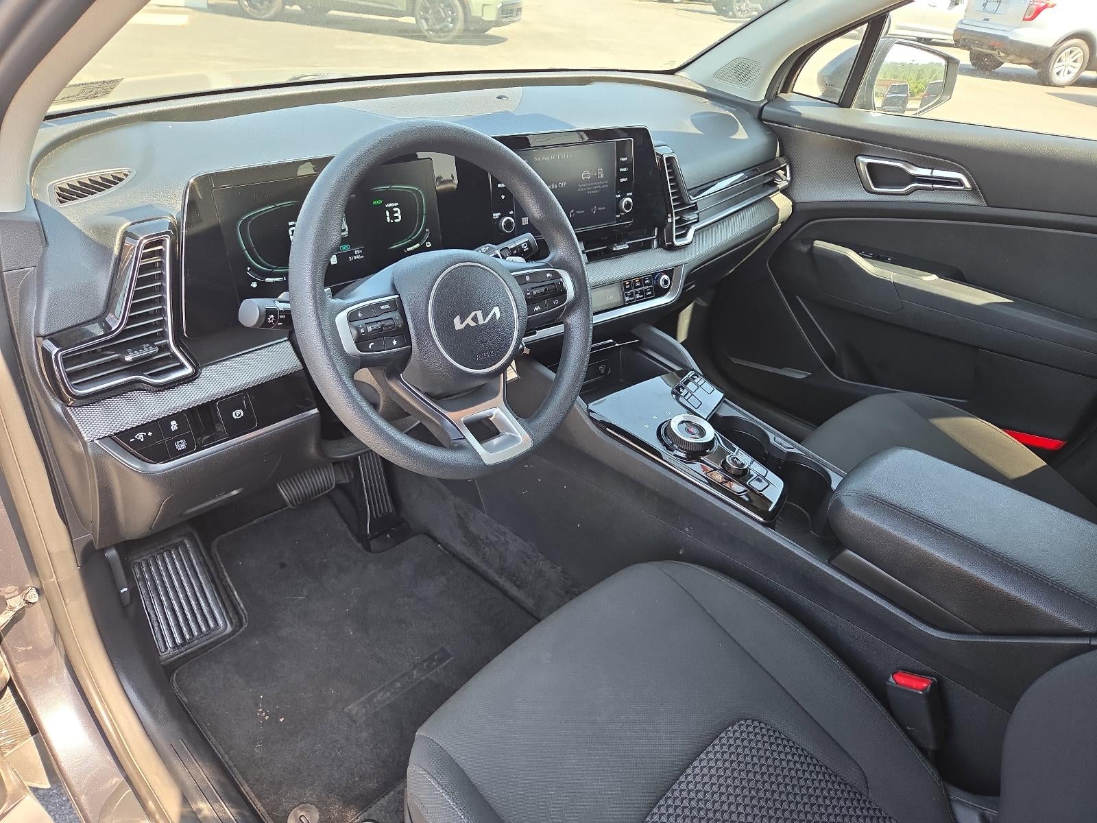 2023 Kia Sportage Hybrid LX AWD