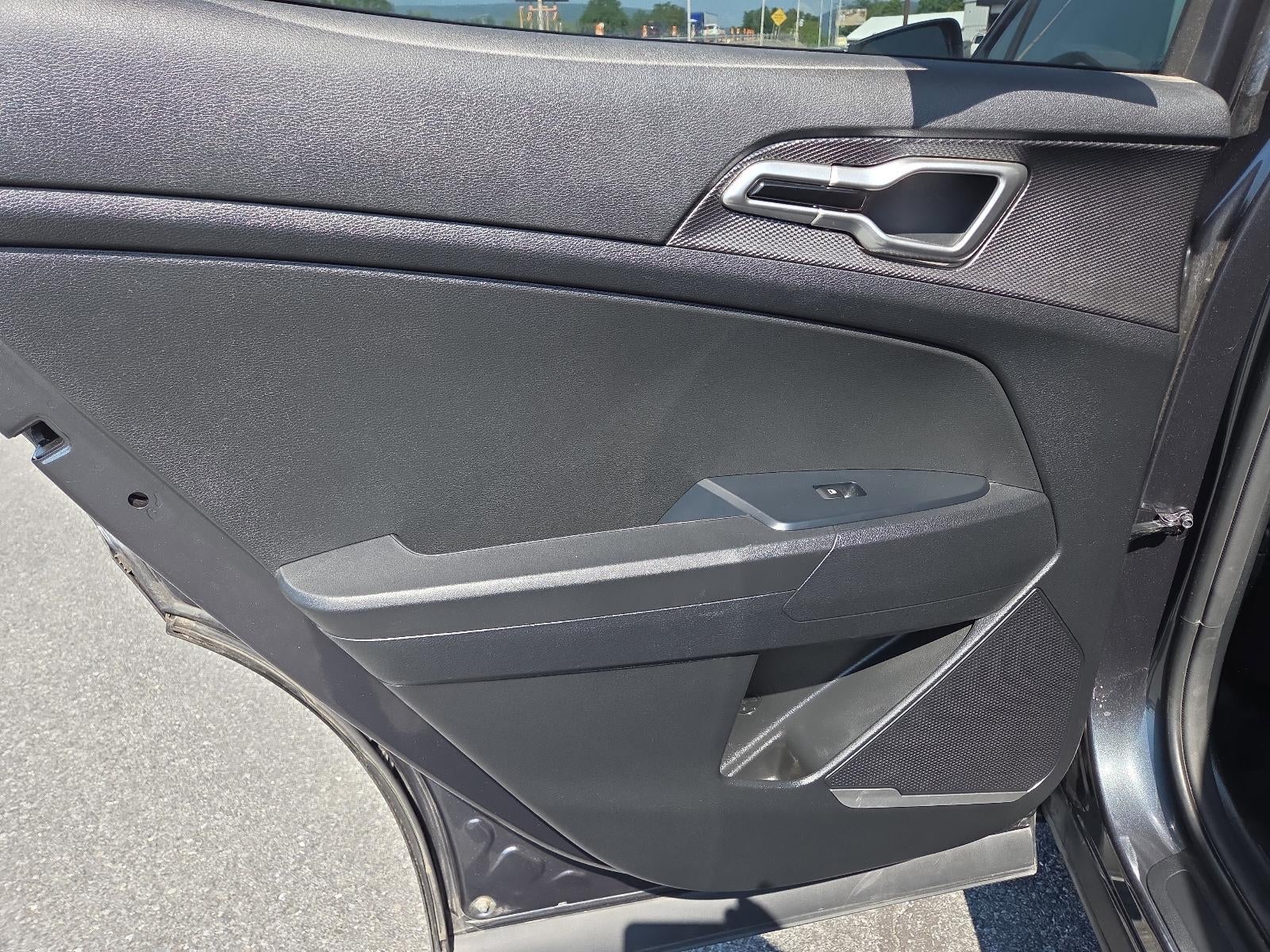 2023 Kia Sportage Hybrid LX AWD