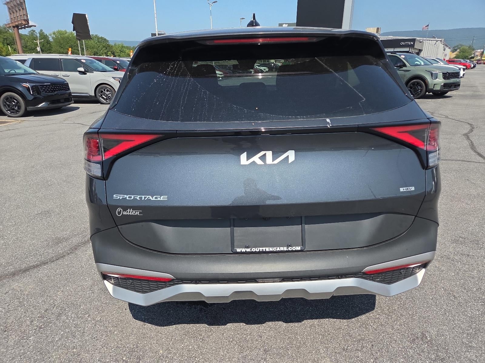 2023 Kia Sportage Hybrid LX AWD