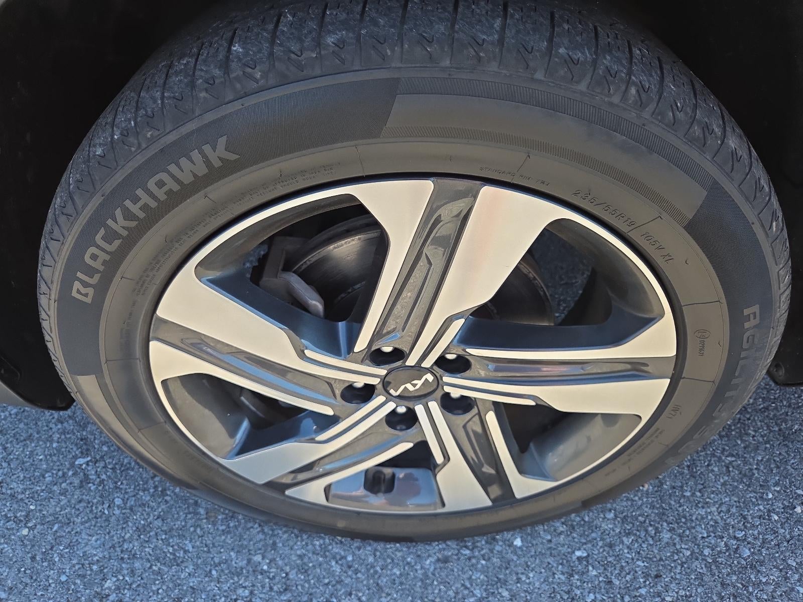 2023 Kia Sorento Hybrid EX AWD