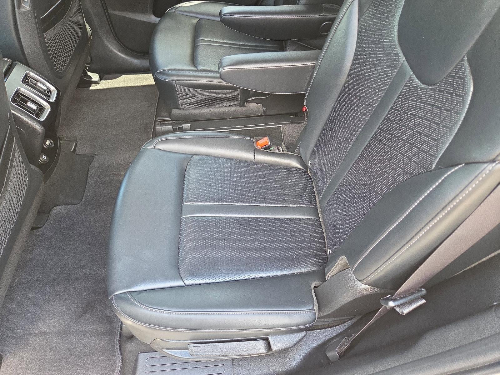 2023 Kia Sorento Hybrid EX AWD