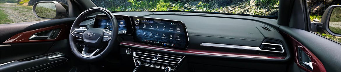 Chevrolet Traverse interior with the 17.7-inch touchscreen